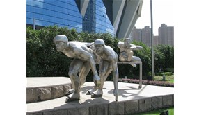 濟(jì)南濟(jì)陽不銹鋼雕塑廠家：體育雕塑的意義